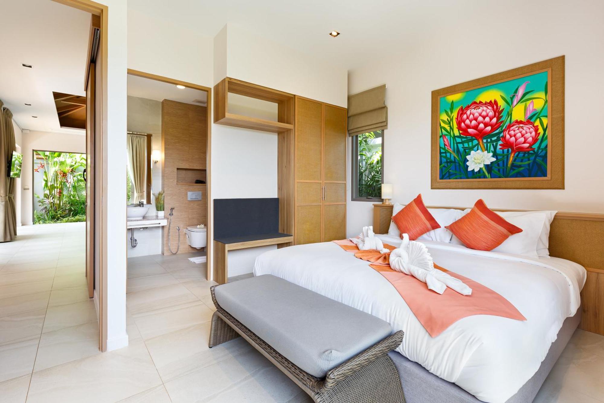 Dalaa 5 Villa Pantai Kamala Bagian luar foto